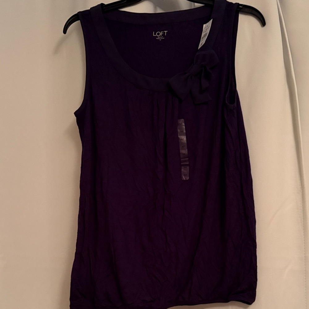 LOFT Women's Navy Blue Sleeveless Top